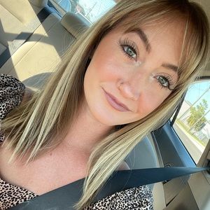 Meet your Posher, Allison